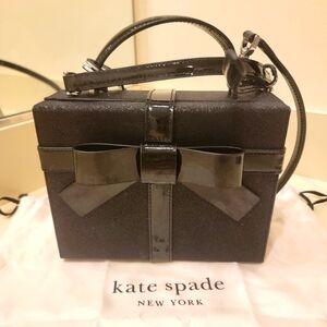 Kate Spade Wrapping Party Gift Box Crossbody Bag
